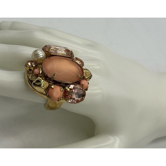 QVC Goldtone Oval Orange Peach Crystal Cluster Stretch Ring - Picture 2 of 11